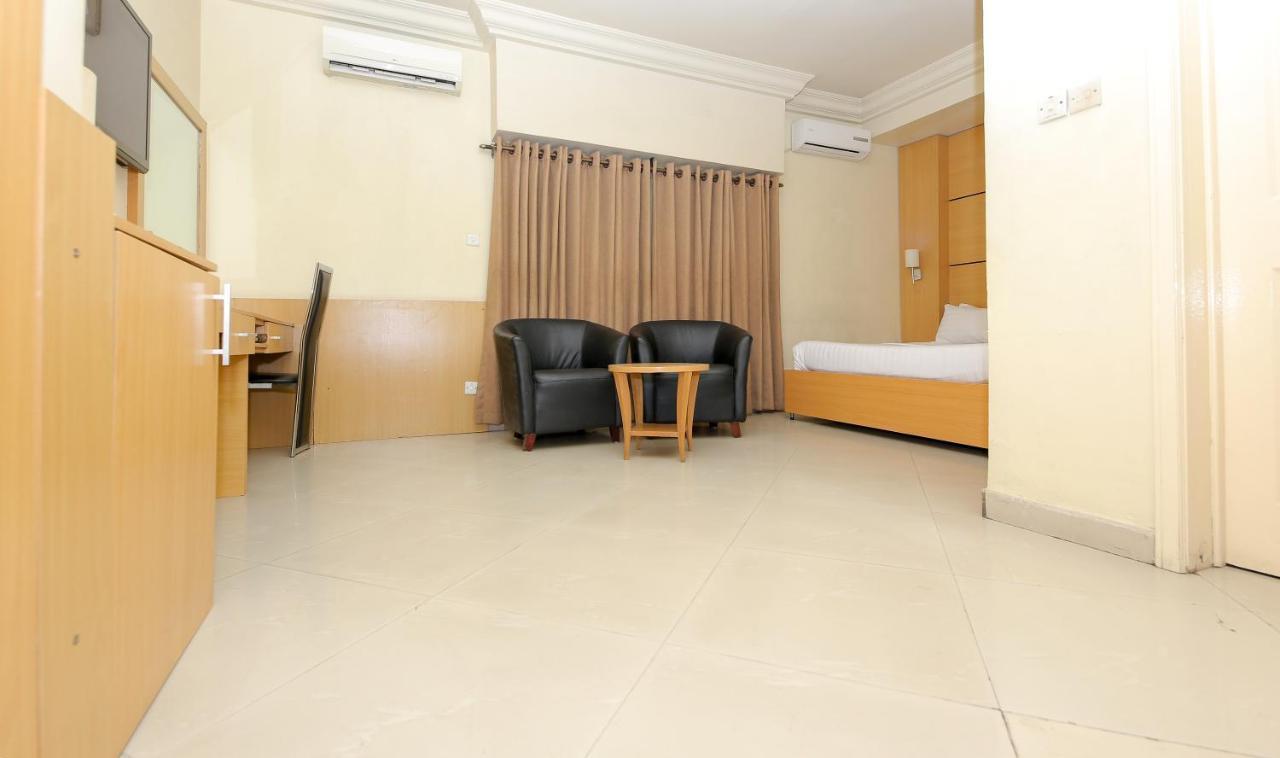 Ksf Place Alaka Lagos Exterior photo
