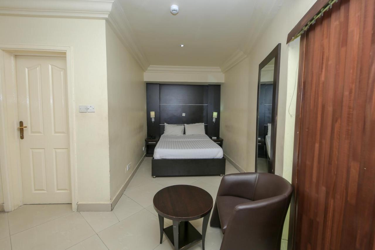 Ksf Place Alaka Lagos Exterior photo