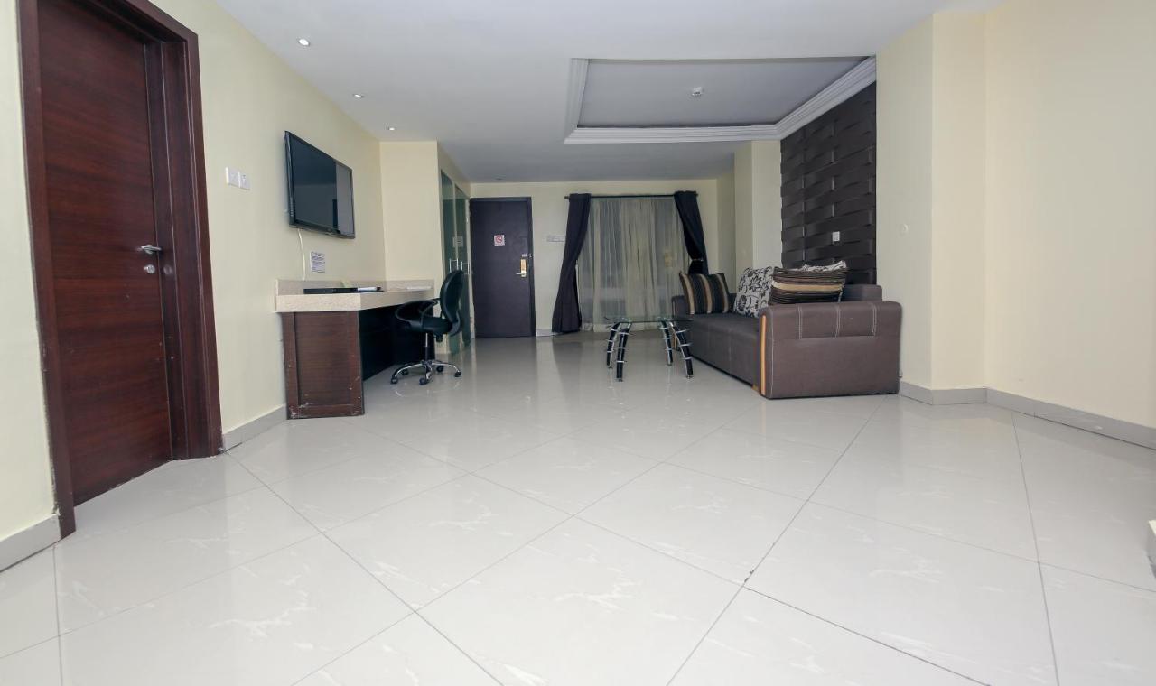 Ksf Place Alaka Lagos Exterior photo