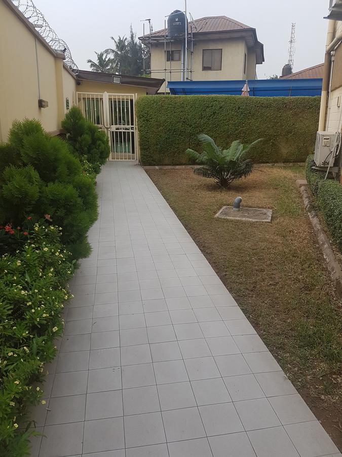 Ksf Place Alaka Lagos Exterior photo